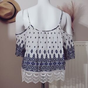 H&M Paisley Off the Shoulder Embroidered Boho Top